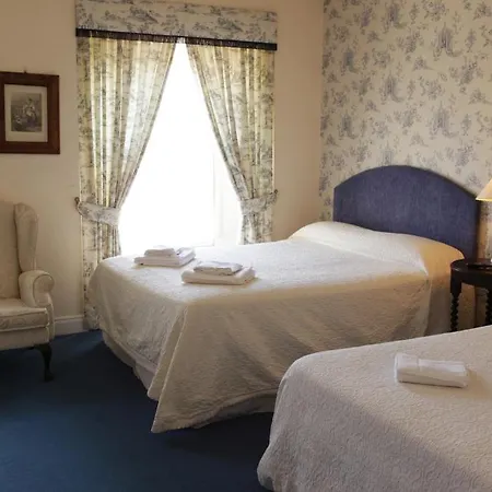 Crotty's Pub & فندق غابات كيلرَش