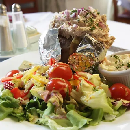 فندق Crotty's Pub & غابات كيلرَش